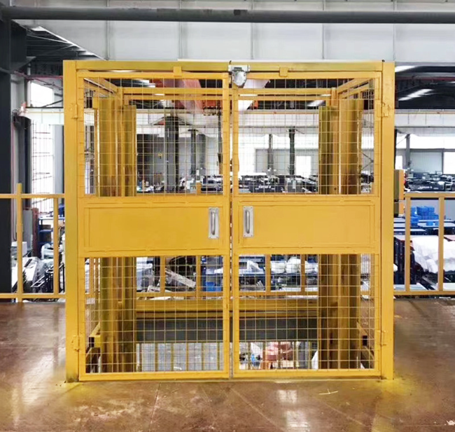 宜宾智能导轨式升降机亮相